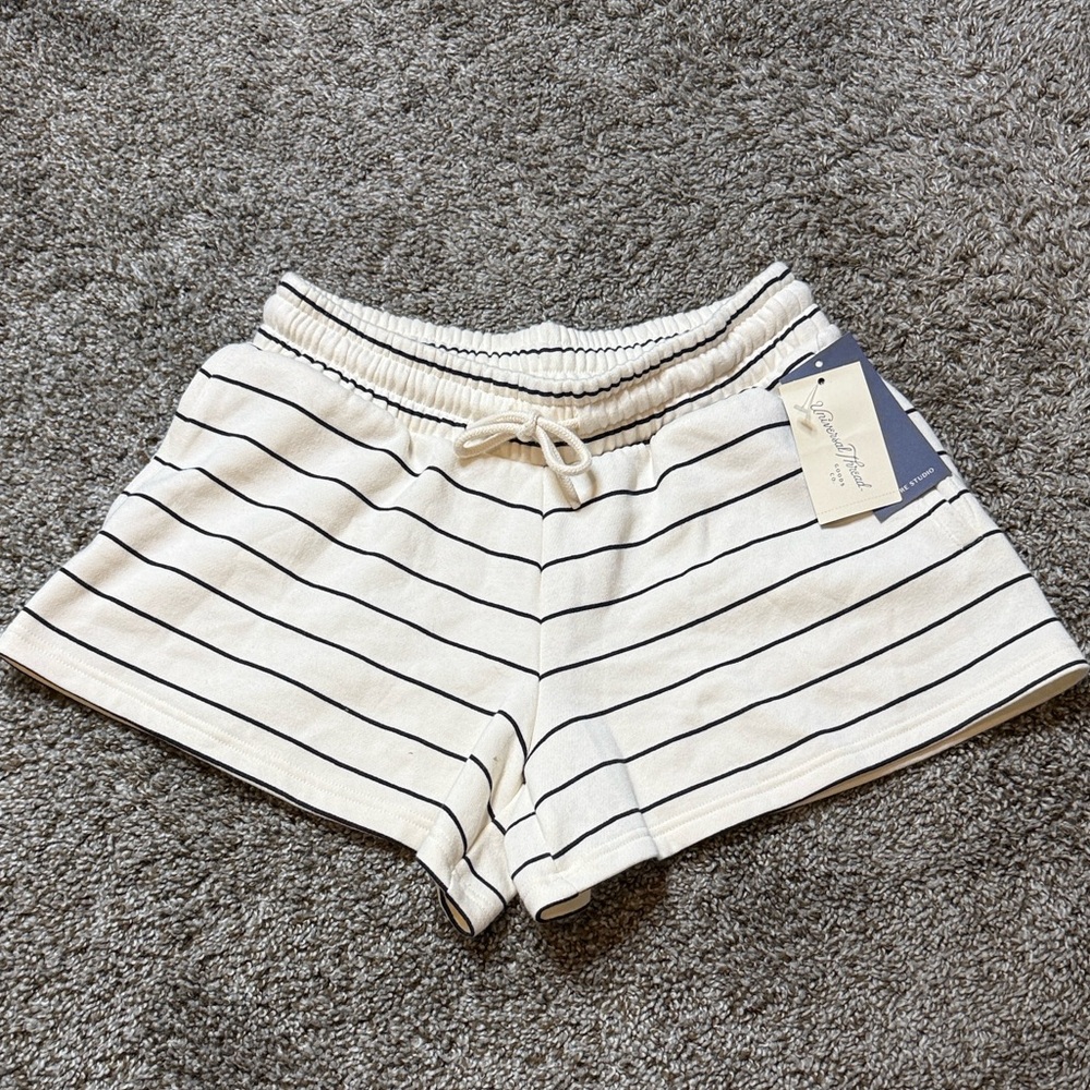 Universal Thread Striped Athletic Shorts in Cream and Black